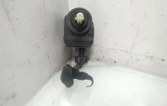 Opel Astra G Headlight level adjustment motor 90590666