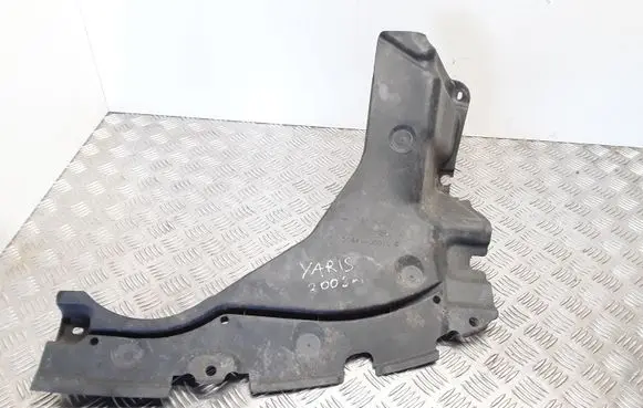 Toyota Yaris Engine splash shield/under tray 514410D010