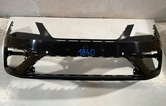 Seat Leon (5F) Front bumper 5F0807221AB