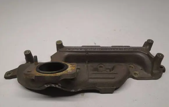 Volvo V70 Exhaust manifold 9207888