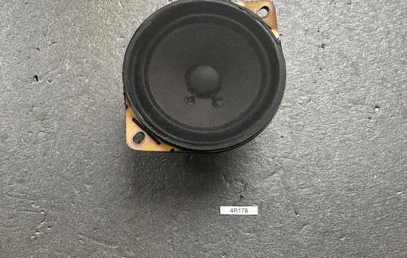 Toyota 4 Runner N120 N130 Panel speaker MR141999