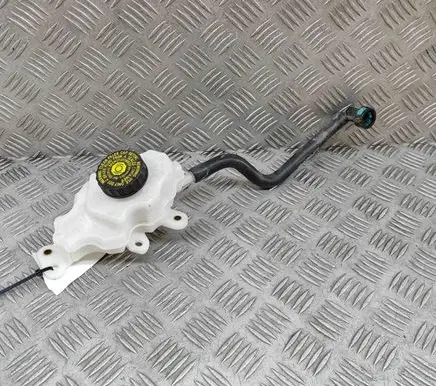 BMW iX Brake fluid reservoir 6898196