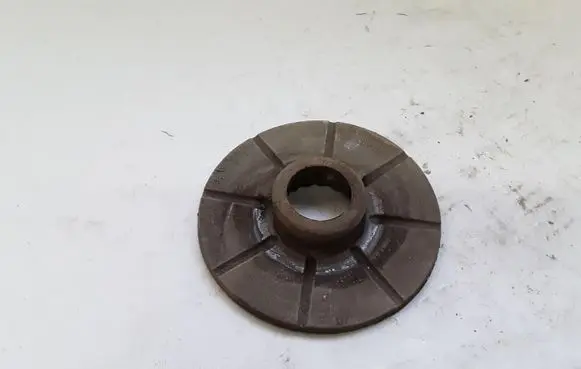 Opel Insignia A Rear coil spring rubber mount 90538496