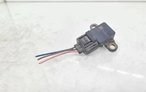 Opel Zafira A Air pressure sensor 24426679