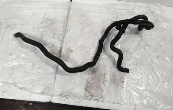Nissan Qashqai Engine coolant pipe/hose
