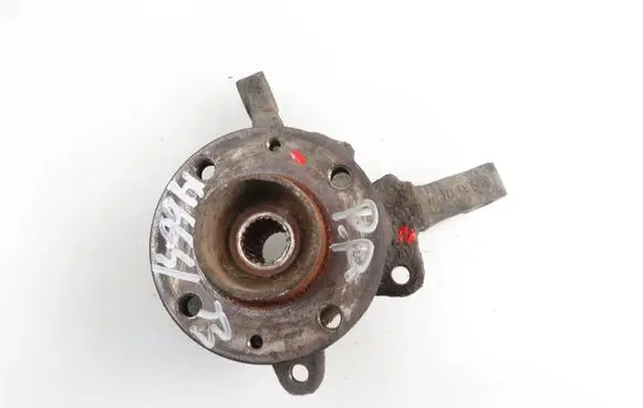 Renault Clio II Front wheel hub spindle knuckle 