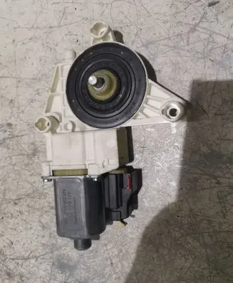 Dodge Journey Rear door window regulator motor 0130822474