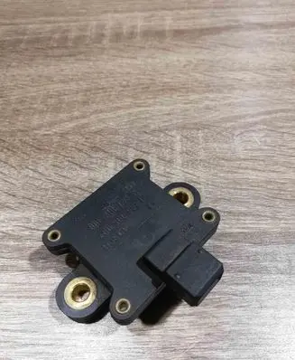 Audi 100 S4 C4 ESP acceleration yaw rate sensor 443907388 0265005007