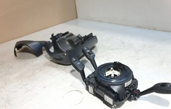 BMW 3 E90 E91 Wiper turn signal indicator stalk/switch 9123051 6989557 1000162302