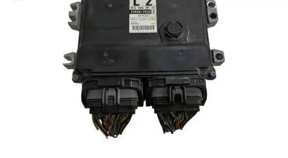 Suzuki SX4 Engine control unit/module 3392079J22 079J2 MB1123002563