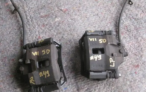 Honda Civic Front brake caliper