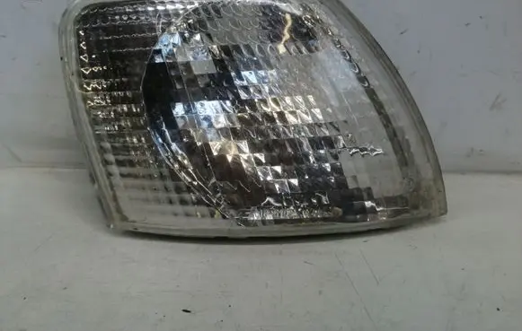 Volkswagen PASSAT B5 Front indicator light