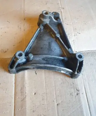 Audi A6 S6 C6 4F A/C compressor mount bracket 06E260835C