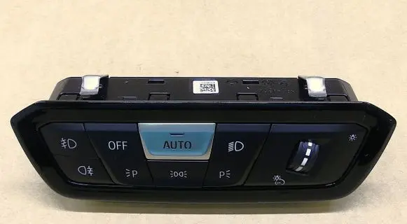 BMW 4 G22 G23 G24 G26 Light switch 5A12B20