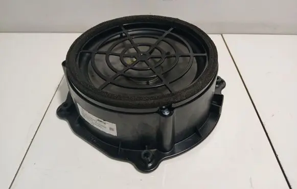 Audi Q7 4L Front door speaker 4L0035415B