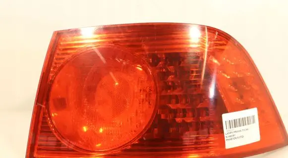 Volkswagen Phaeton Rear/tail lights 