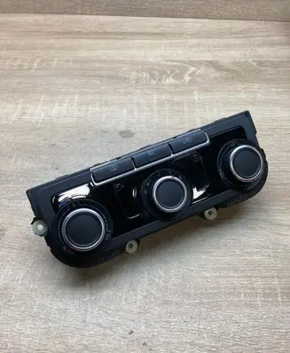 Volkswagen PASSAT B7 Climate control unit 7N0907426AM 5HB009751