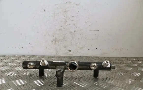 Ford Kuga II Fuel main line pipe 968190968004