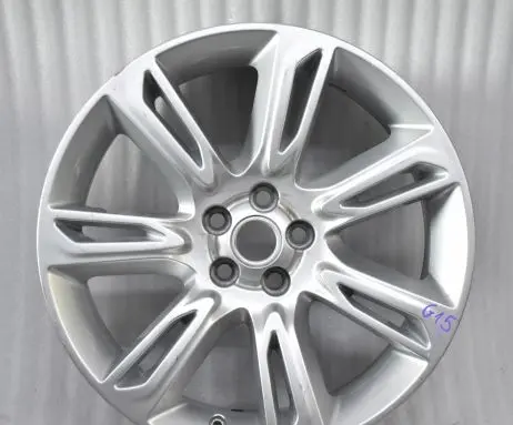 Land Rover Range Rover Evoque L551 R19 alloy rim 