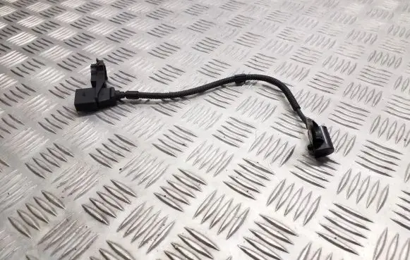 Skoda Octavia Mk2 (1Z) Camshaft speed sensor 03L907601 9805940