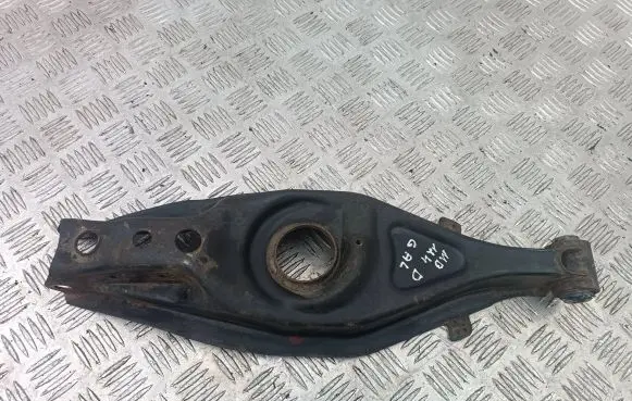 Mercedes-Benz E W124 Rear control arm 2S057