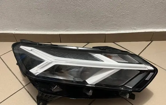 Dacia Sandero III Headlight/headlamp 260107978R