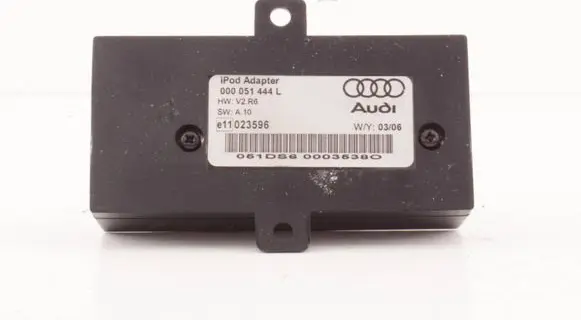 Audi TT TTS Mk2 Other control units/modules 000051444L 051DS600035380 E11023596