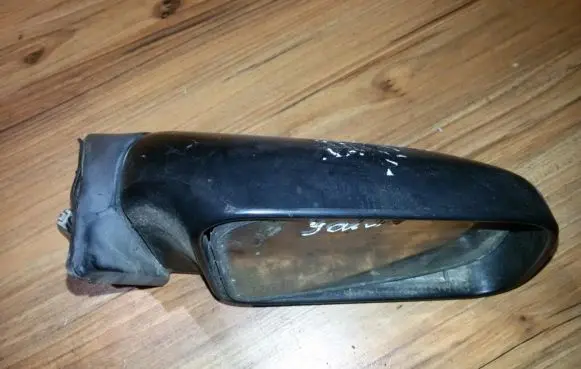 Mitsubishi Galant Front door electric wing mirror E200749