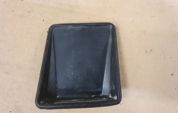Volkswagen Golf II Seat belt trim 193867330