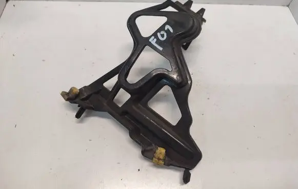 BMW 7 F01 F02 F03 F04 Fender mounting bracket 7046352 51647046352