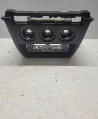 Mercedes-Benz 190 W201 Center console