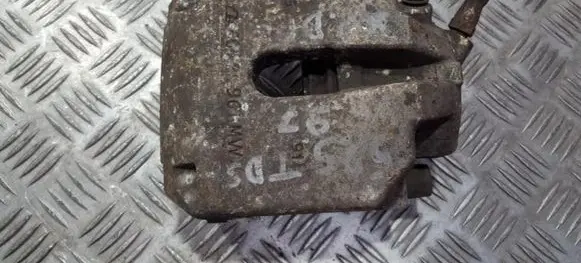 BMW 5 E39 Front brake caliper