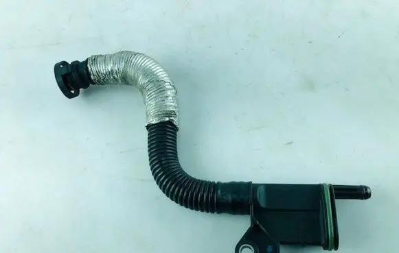 Audi A4 S4 B8 8K Breather hose/pipe 06H103226A