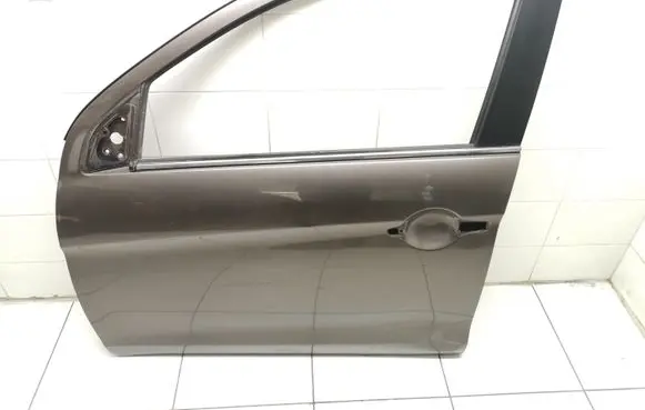 Mitsubishi ASX Front door