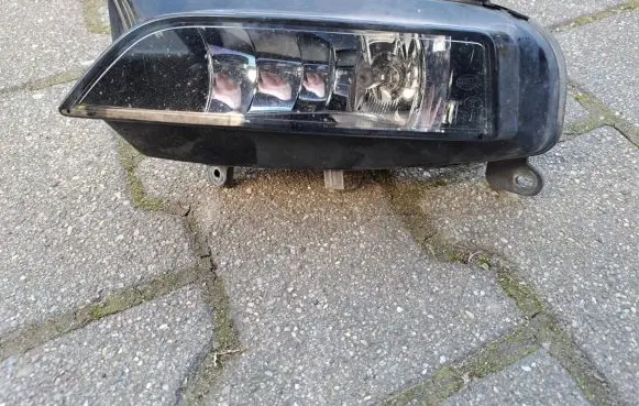 Audi A4 S4 B8 8K Front fog light 8K0941699C 1NE01083207 010822070105325