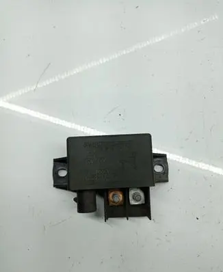 Mercedes-Benz E W211 Charging relay A0025426419