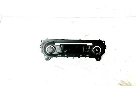 Ford Focus Climate control unit BM5T18C612CJ