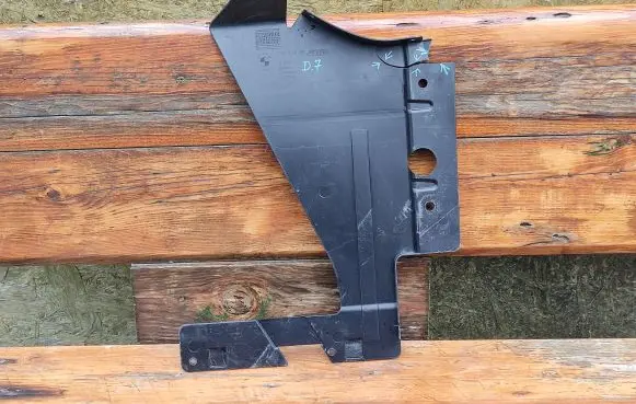 BMW 2 F22 F23 Side bottom protection 7241837 51757241837