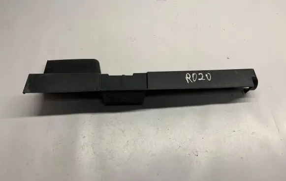 Ford Mustang VI Intercooler air guide/duct channel FR3B8103B