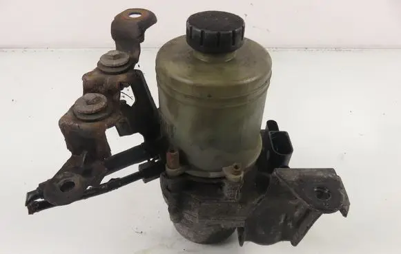 Skoda Fabia Mk1 (6Y) Power steering pump 6Q0423155AH
