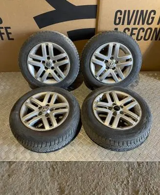 Volkswagen Fox R14 alloy rim 5Z0601025
