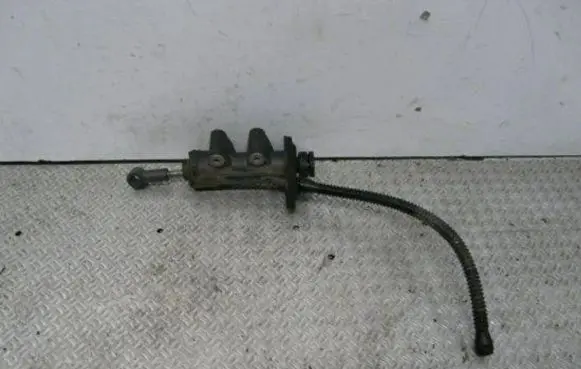 Audi A6 Allroad C6 Clutch master cylinder 4F0721401A