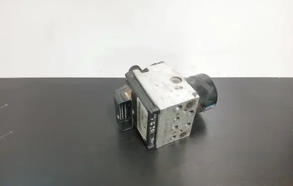 Volkswagen PASSAT B6 ABS Pump 3C0614095P 16332501A 16332401