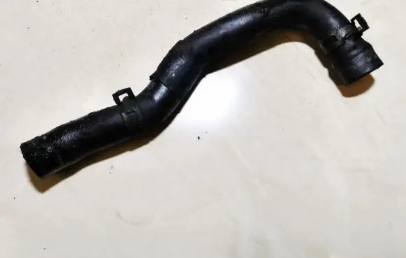 Ford Mondeo MK II Engine coolant pipe/hose