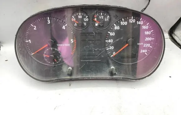 Audi A3 S3 8L Speedometer (instrument cluster) 8L0919860