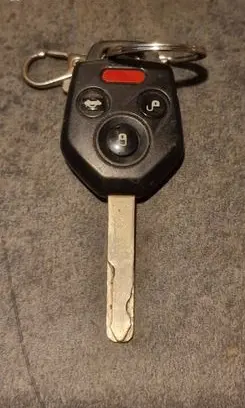 Subaru Outback Ignition key/card 