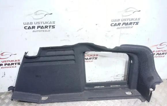 Trunk/boot lower side trim panel