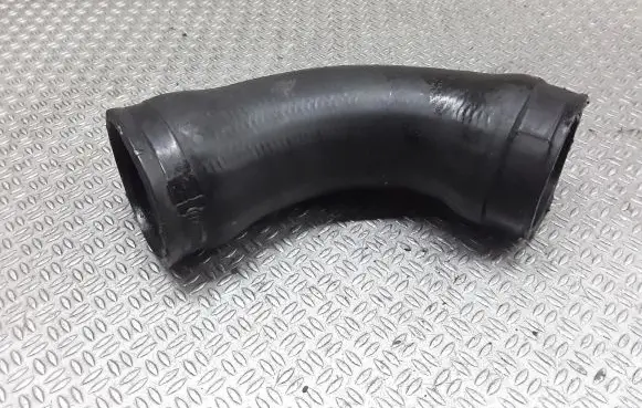 BMW 5 E39 Intercooler hose/pipe