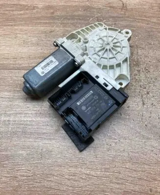Seat Altea Front door window regulator motor 1K0959792M 1K0959702Q
