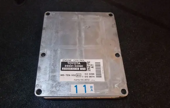 Toyota Yaris Engine control unit/module 8966152090